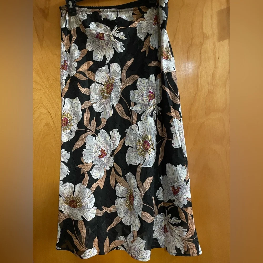 BOG Collective Skirt NWT Size Large - Picture 2 of 2